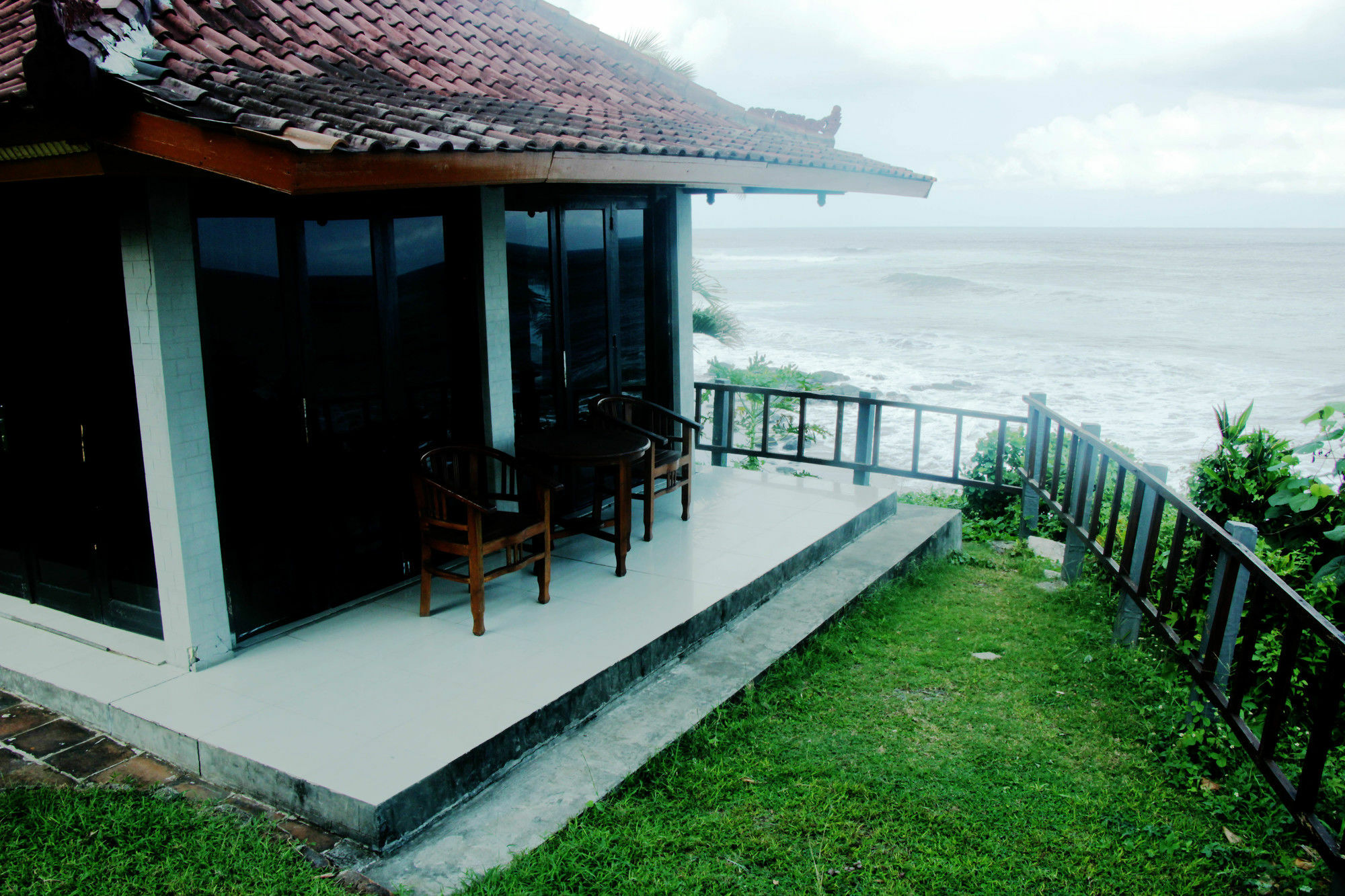 Soka Indah Restaurant & Bungalows Selemadeg  Buitenkant foto